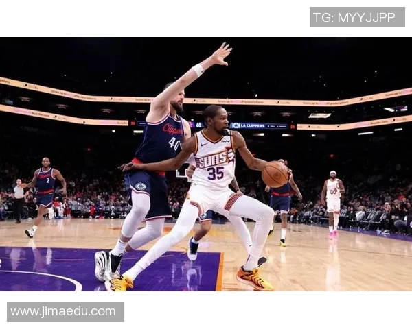 杜兰特：祖巴茨是联盟最好中锋之一 快船的战绩无法反应实力